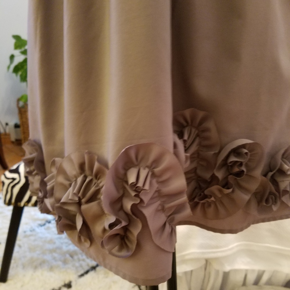Dress - Picture 2 of 7